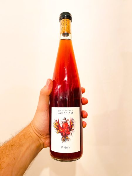 Pinot Gris Phenix Geschickt proveniente dall'Alsazia dotato di incredibile eleganza e freschezza. Perfetto come vino da merenda!! Spettacolare.