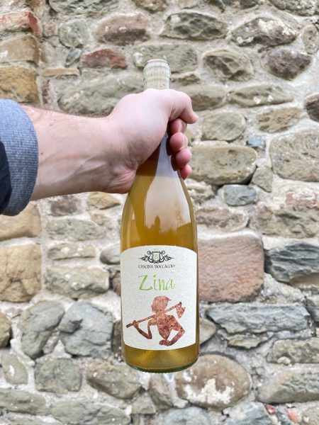 Zina - Cascina Boccaccio è un bianco macerato molto fine ed elegante. Espressione sincera del bellissimo territorio di Ovada, al confine con la Liguria!