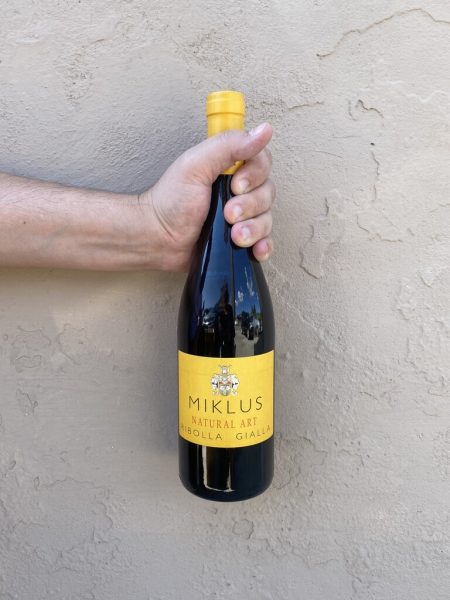 Ribolla Gialla Miklus Draga è un vino che fa viaggiare con la fantasia, autoctono, macerato 30 giorni, molto complesso, persistente...un vino che emoziona!